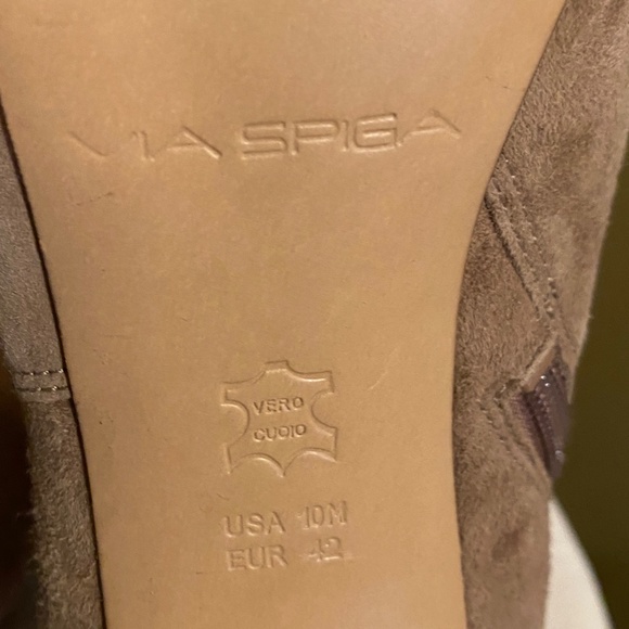 Via Spiga | Taupe Suede Booties, Stiletto Heel, Platform Toe, Size 10 - Picture 9 of 12